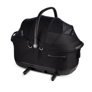 Tavo Pets Maeve ixo6x crash tested pet car seat in Onyx black with isofix latches