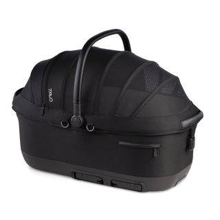 A Maeve iso 7x-R Pet Car Seat in the fashion onyx on an angle with the ISOFIX latches out