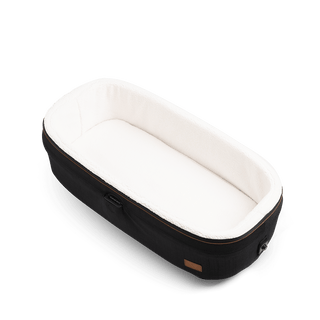 medium pet bed with plush lining, onyx