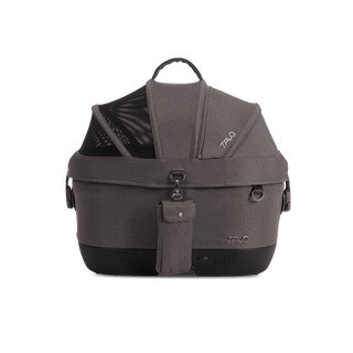 Maeve iso5x Wind pet car seat in the ashen fashion shown from the front with the power bank bag attached.