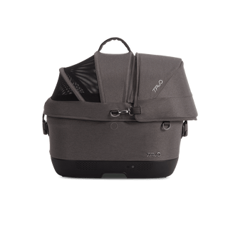 Maeve iso5x Wind pet car seat in the ashen fashion shown from the front with its Side Impact Protection Guard attached.