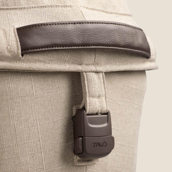 MagneTech Secure Snap Buckle on the Maeve pet car seat in Fawn fashion